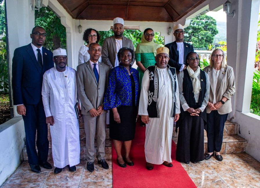 image Bilan de la visite de Victoria Kwakwa aux Comores :  Un financement acquis de 385 millions USD